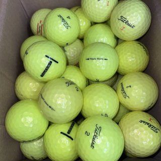 50 TITLEIST Golfbälle gelb AAA Mix